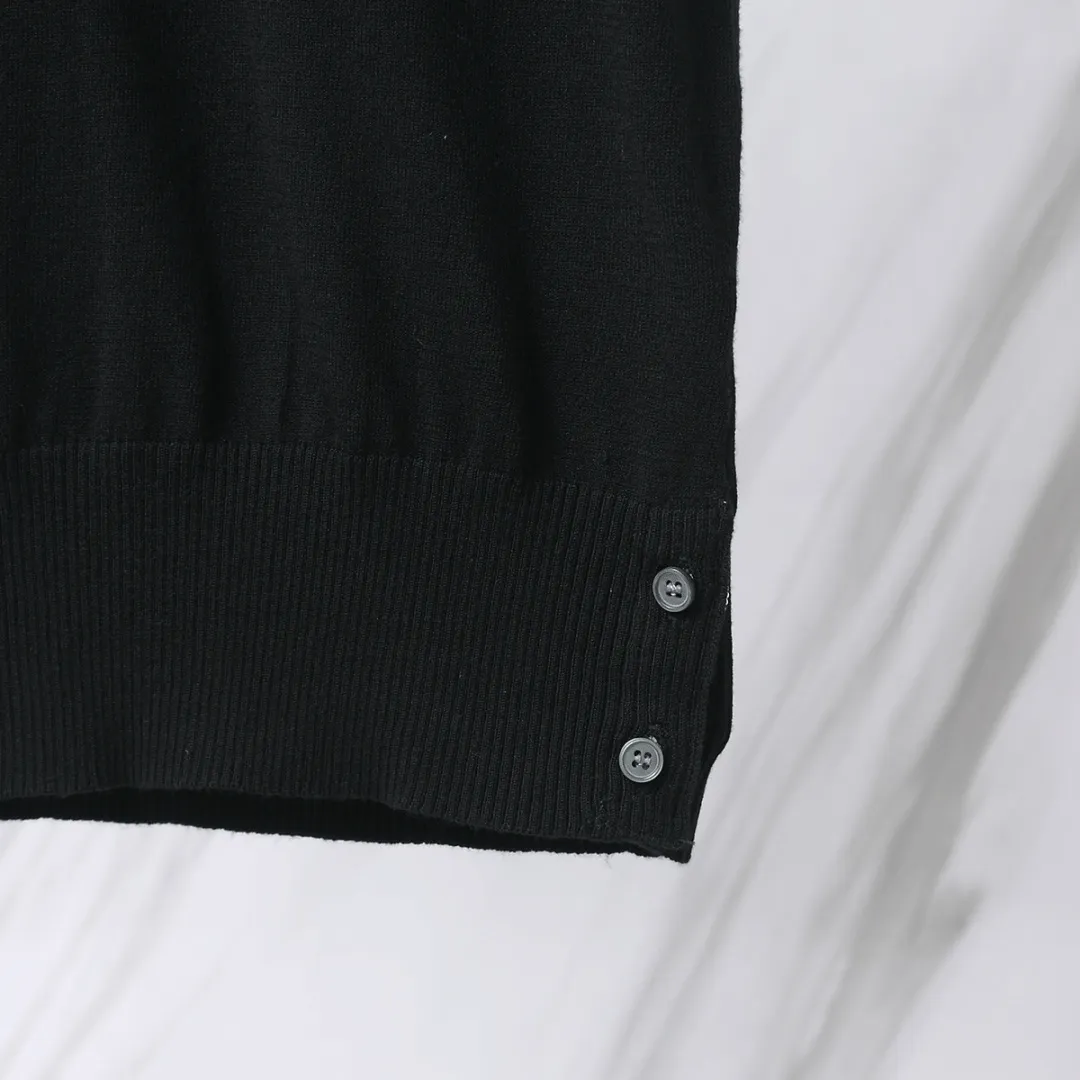 ：M 28（TB T ） THOM BROWNE TB T Classic Breathable Authentic Quality + Authentic + Same Style Size：0/1/2/3/4 ：White/Black/Navy Blue/Light Gray/Dark Gray